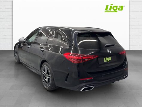 Mercedes-Benz – C 300 AMG Line 4Matic