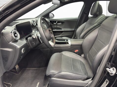 Mercedes-Benz – C 300 AMG Line 4Matic