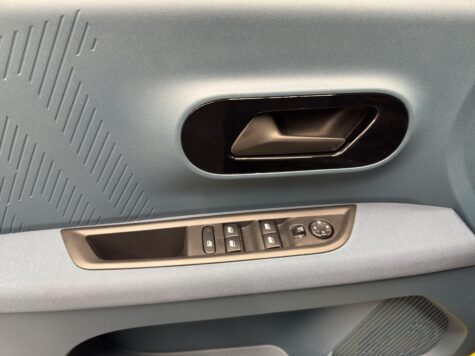 Fiat – Grande Panda 1.2 Hybrid La Prima