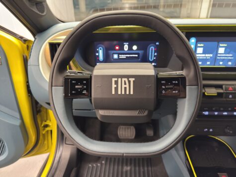 Fiat – Grande Panda 1.2 Hybrid La Prima