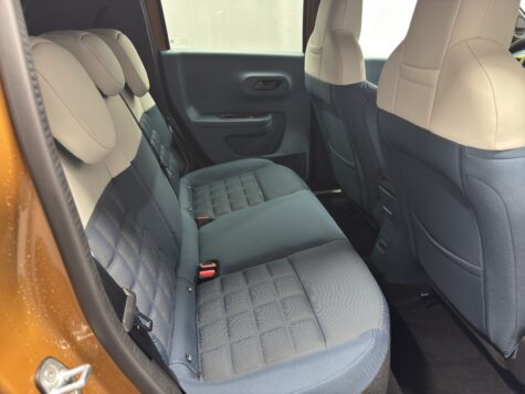 Fiat – Grande Panda 1.2 Hybrid La Prima