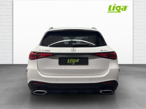 Mercedes-Benz – GLC 300 AMG Line 4Matic