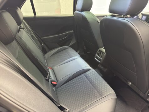 VW – T-Roc 1.5 eTSI R-Line DSG