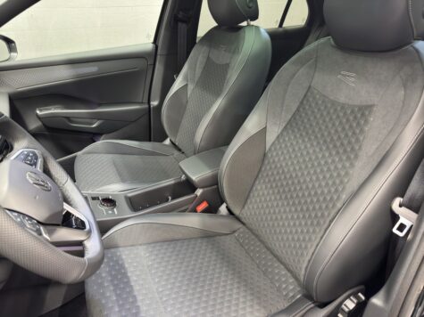 VW – T-Roc 1.5 eTSI R-Line DSG