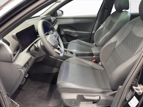 VW – T-Roc 1.5 eTSI R-Line DSG