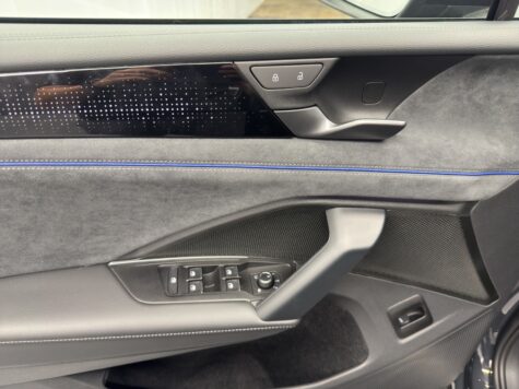 VW – Tiguan 2.0 TSI R-Line United DSG 4motion