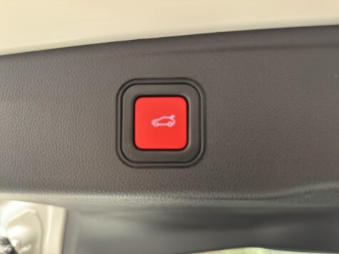 Jeep – Avenger 1.2 MHEV 85th Sky Anniversary 4xe