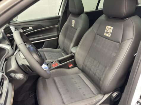 Jeep – Avenger 1.2 MHEV 85th Sky Anniversary 4xe