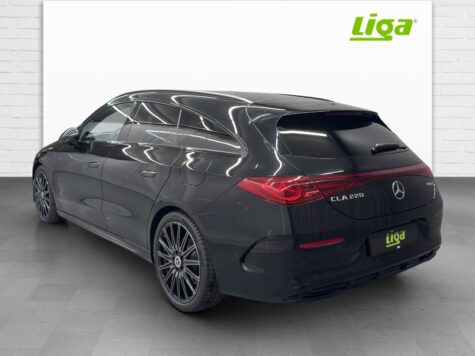 Mercedes-Benz – CLA 220 AMG Line 4Matic Shooting Brake