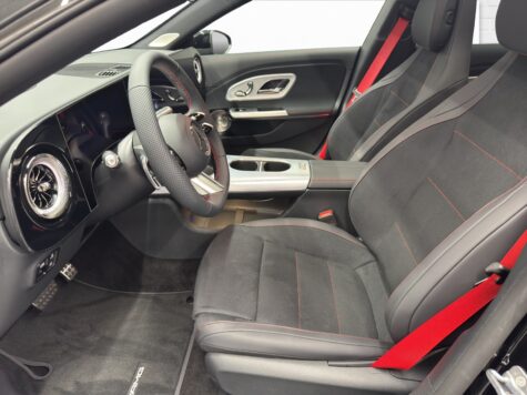 Mercedes-Benz – CLA 220 AMG Line 4Matic Shooting Brake