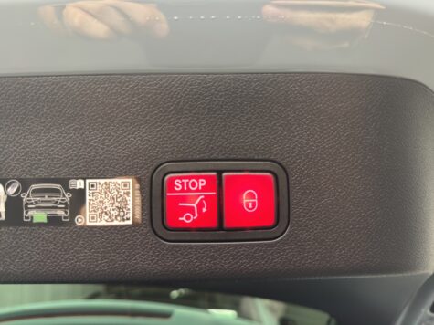Mercedes-Benz – CLA 350 4Matic Shooting Brake with EQ Hybrid