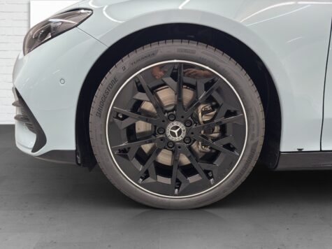 Mercedes-Benz – CLA 350 4Matic Shooting Brake with EQ Hybrid