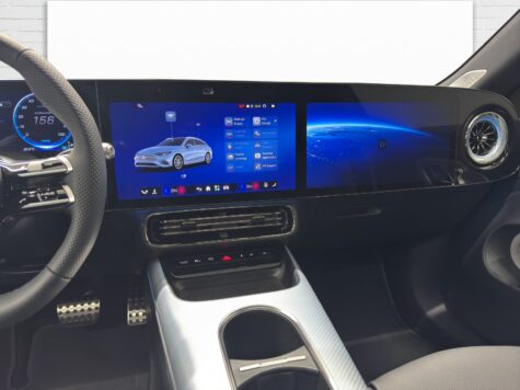 Mercedes-Benz – CLA 350 4Matic Shooting Brake with EQ Hybrid