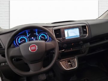 Fiat E-Scudo Kaw. L2 verglast 50 kWh Business Swiss Edition