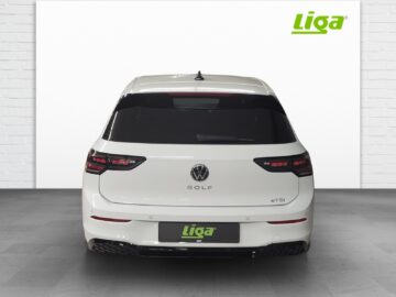 VW Golf VIII 1.5 eTSI R-Line DSG