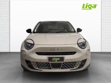 Fiat 600 1.2 Hybrid 136 La Prima