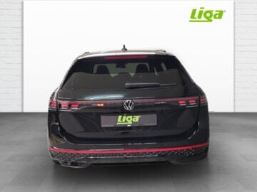 VW Passat Variant 2.0 TSI R-Line  DSG 4motion