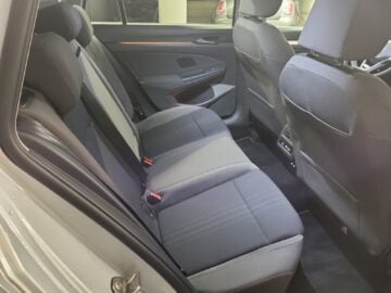 VW Golf VIII Variant 2.0 TDI Alltrack DSG 4