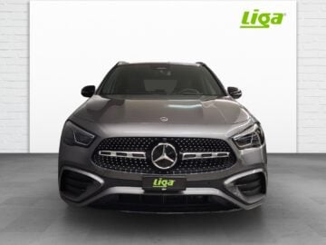 Mercedes-Benz GLA 200 AMG Line Night Star