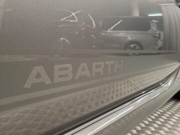 Fiat 595 Abarth SS 1.4 T-Jet 160 Competizione