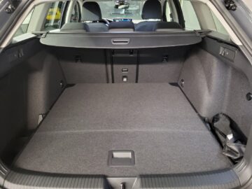 VW Golf VIII Variant 2.0 TDI Life DSG