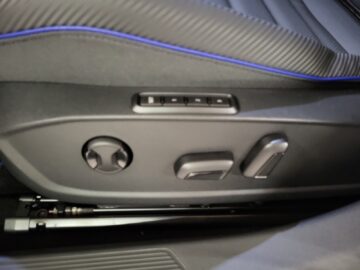 VW Golf VIII 2.0 TSI R Black Edition DSG 4motion