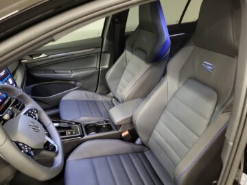 VW Golf VIII 2.0 TSI R Black Edition DSG 4motion