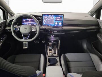 VW Golf VIII 2.0 TSI R Black Edition DSG 4motion