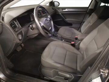 VW Golf VII e