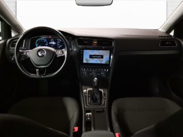 VW Golf VII e