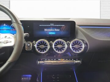 Mercedes-Benz EQA 350 Swiss Star AMG Line 4Matic