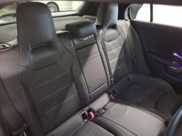 Mercedes-Benz A 220 AMG Line 4Matic