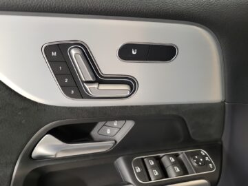 Mercedes-Benz EQA 350 Swiss Star AMG Line 4Matic