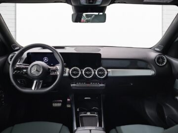 Mercedes-Benz GLB 200