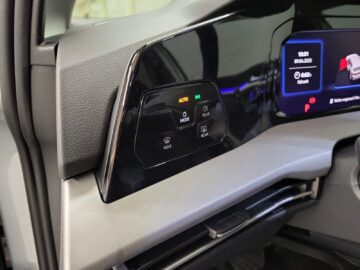 VW Golf VIII 1.5 eTSI United DSG
