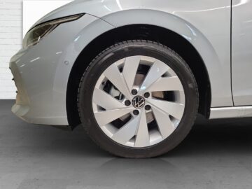 VW Golf VIII 1.5 eTSI United DSG