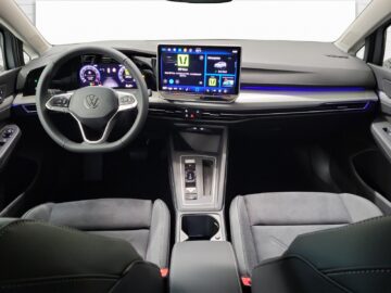 VW Golf VIII 1.5 eTSI United DSG