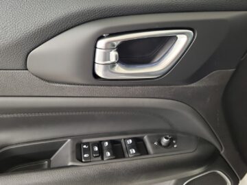 Jeep Compass 1.5 e-Hybrid 4×2 Swiss Altitude