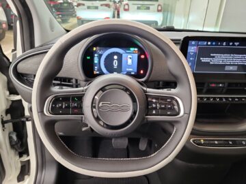 Fiat 500E La Prima Top