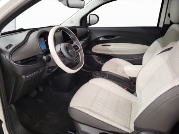 Fiat 500E La Prima Top
