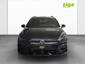 VW Golf VIII Variant 2.0 TSI R DSG 4motion