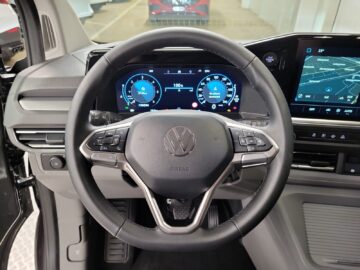 VW Caravelle 3100 2.0 TDI 150 Life