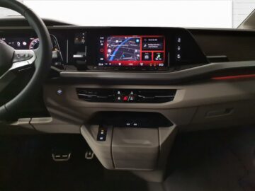 VW T7 Multivan lang 1.5 TSI eHybrid Style Liberty DSG 4motion