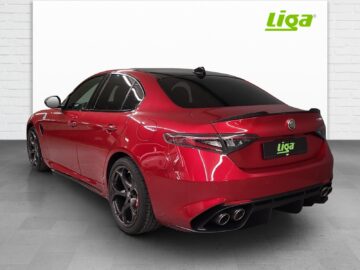 Alfa Romeo Giulia 2.9 V6 Biturbo Quadrifoglio Performante