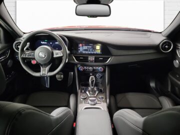 Alfa Romeo Giulia 2.9 V6 Biturbo Quadrifoglio Performante