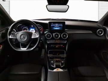 Mercedes-Benz C 250 AMG Line Cabriolet