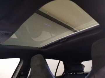 VW Golf VIII 1.5 eTSI R-Line DSG