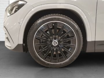 Mercedes-Benz GLA 250 AMG Line 4Matic Swiss Star