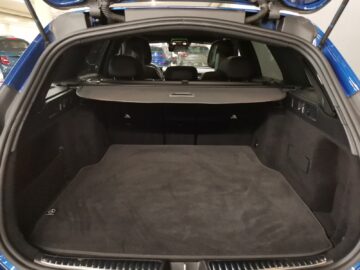 Mercedes-Benz C 220 d AMG Line 4Matic T