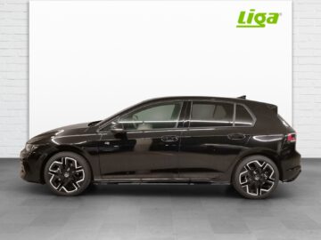 VW Golf VIII 1.5 eTSI R-Line DSG